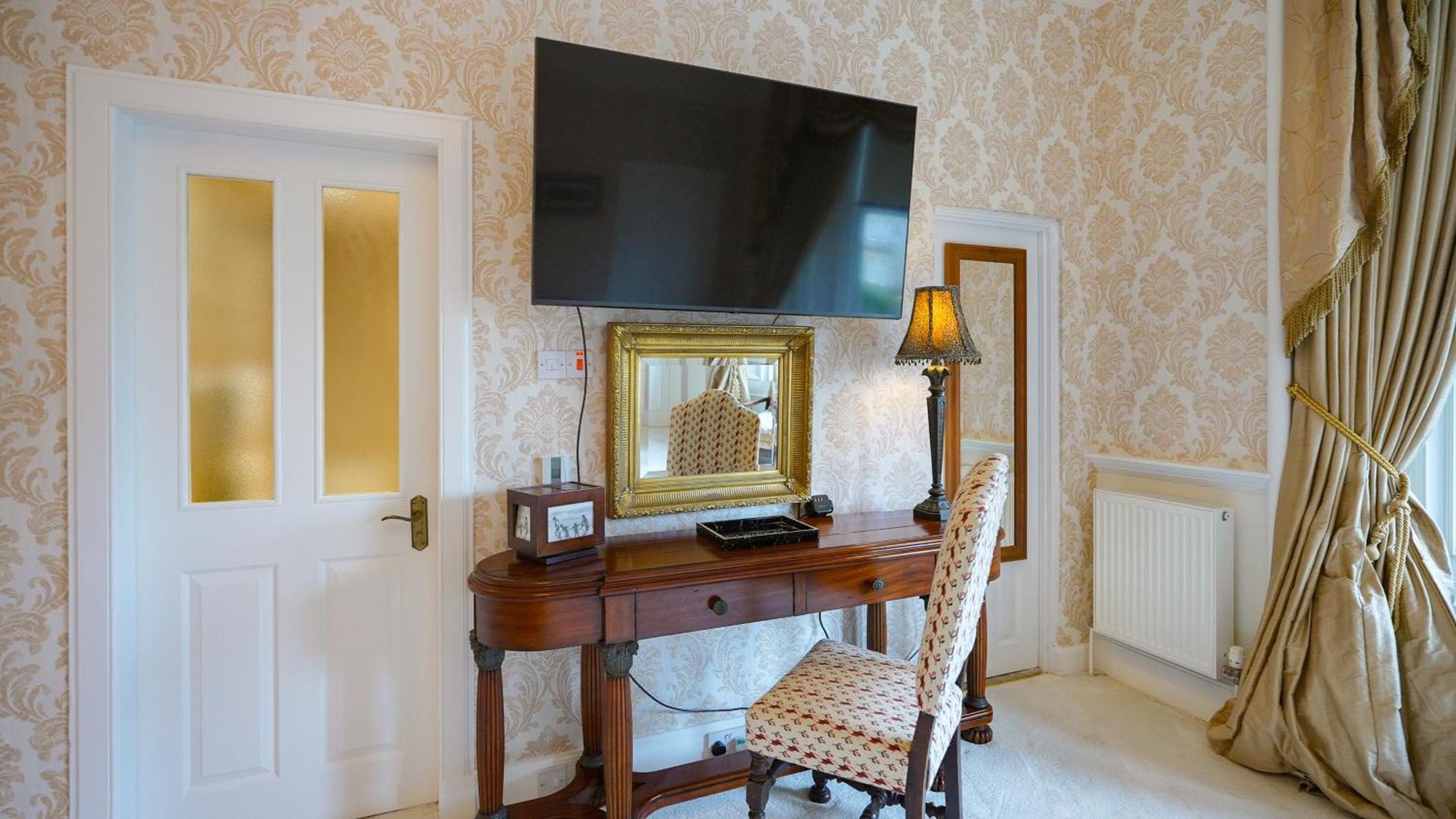 The Townhouse Ayr - Luxury B&B - Adults Only Ngoại thất bức ảnh
